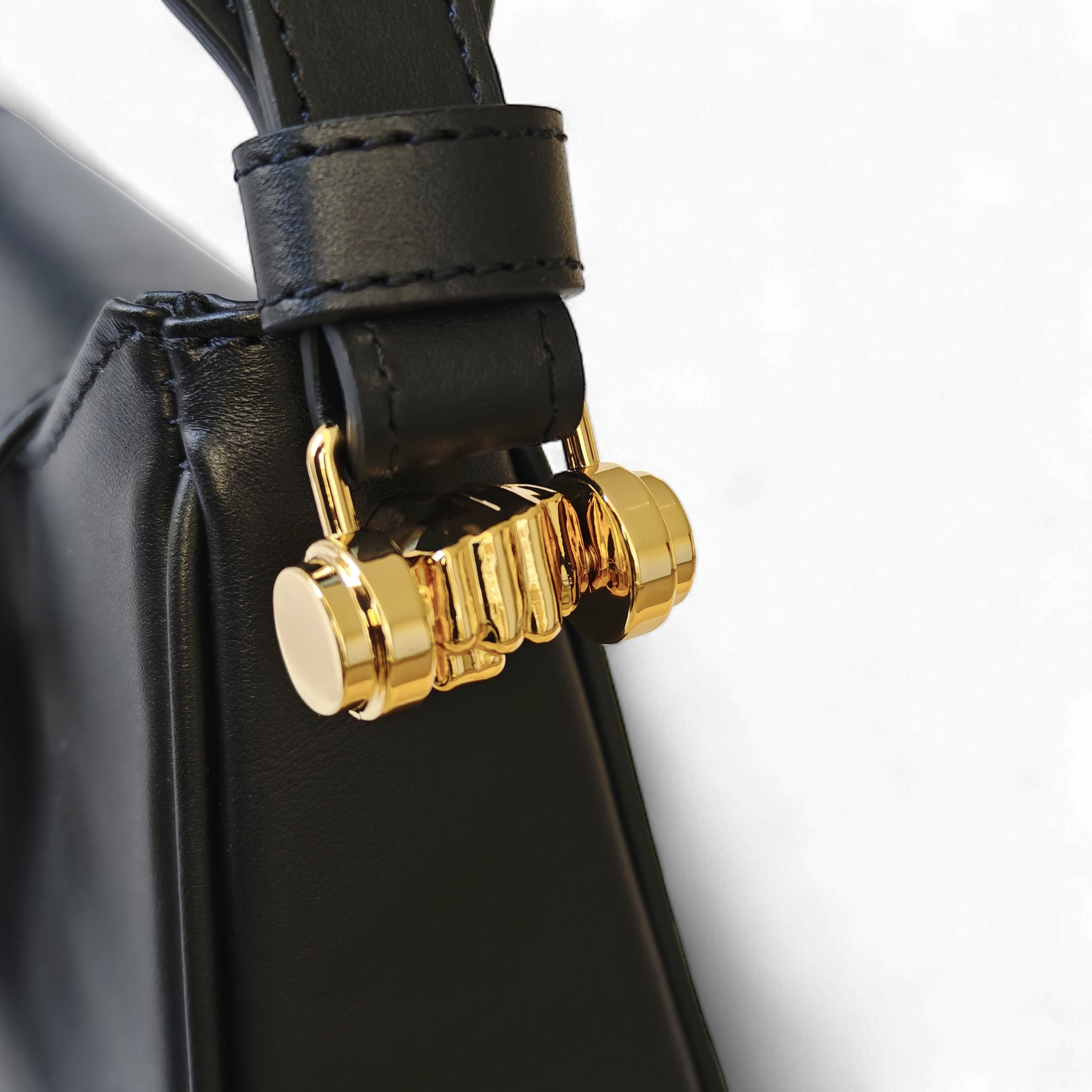 TINA small - BLACK pelle liscia